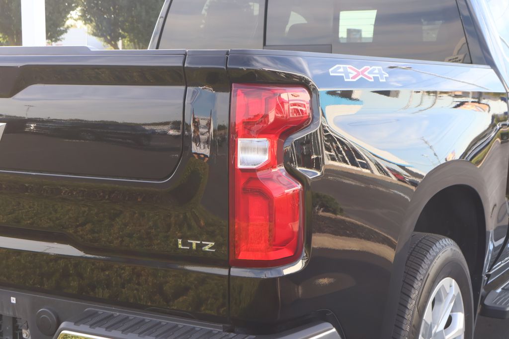 2022 Chevrolet Silverado 1500 LTZ photo 8