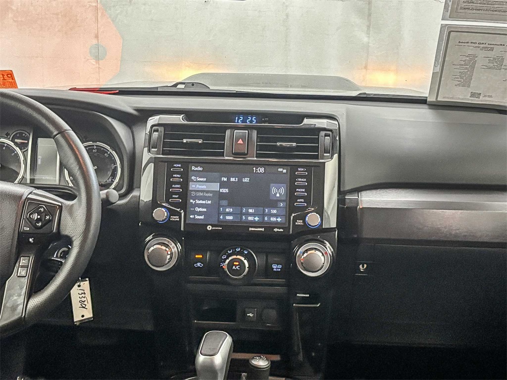 2020 Toyota 4Runner TRD Off-Road photo 15