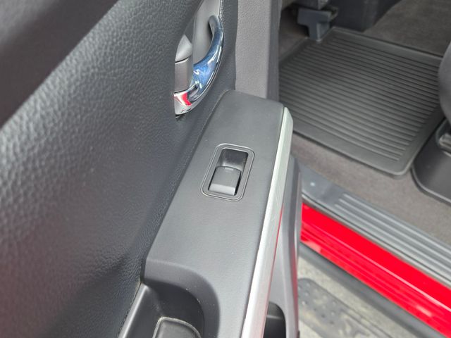2021 Nissan Titan SV photo 34