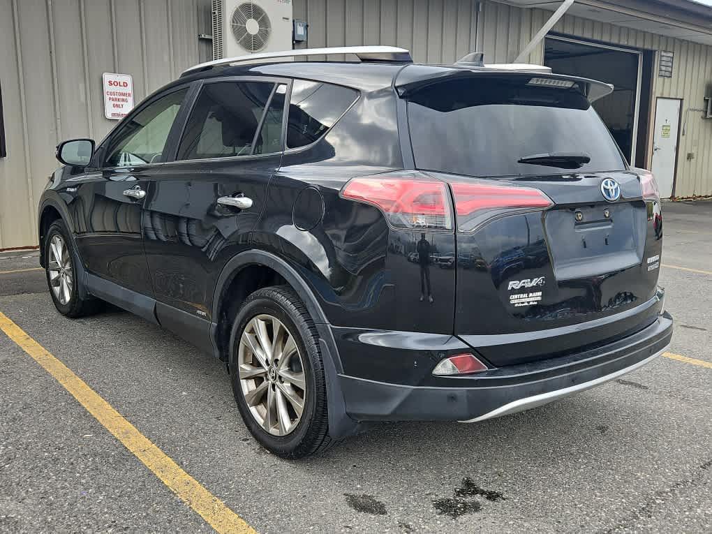 2016 Toyota RAV4 Hybrid Limited photo 3