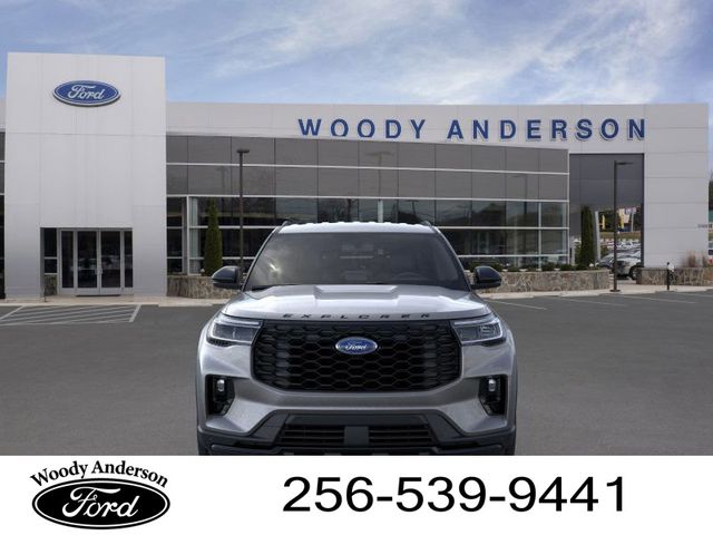 2025 Ford Explorer ST-Line photo 4