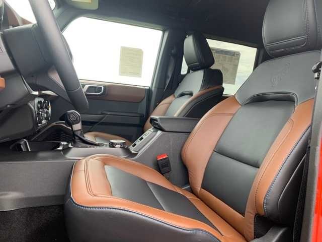 2024 Ford Bronco Outer Banks photo 17