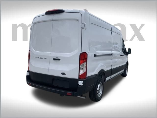 2024 Ford Transit photo 9