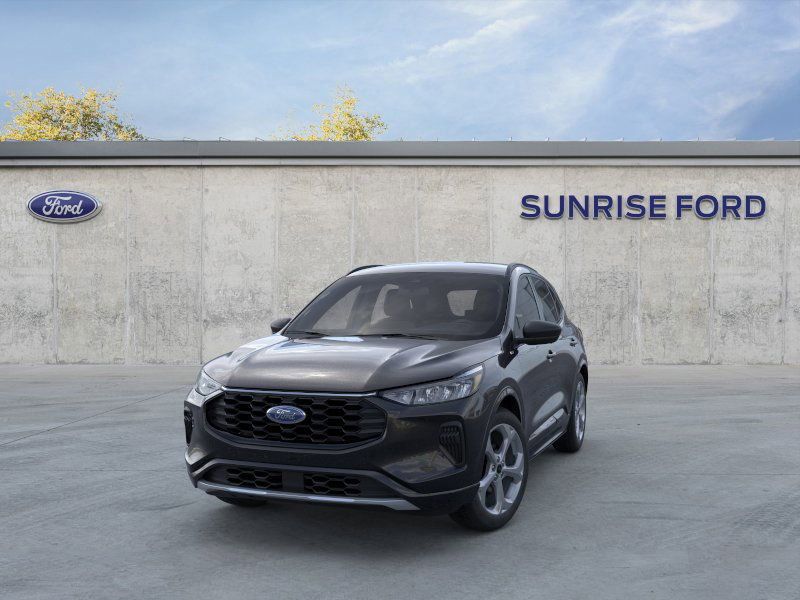 2024 Ford Escape ST-Line photo 2