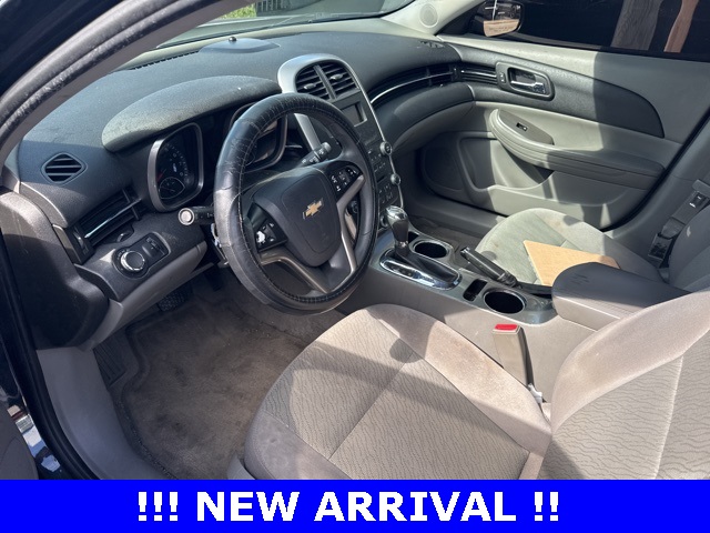 2015 Chevrolet Malibu LS photo 4