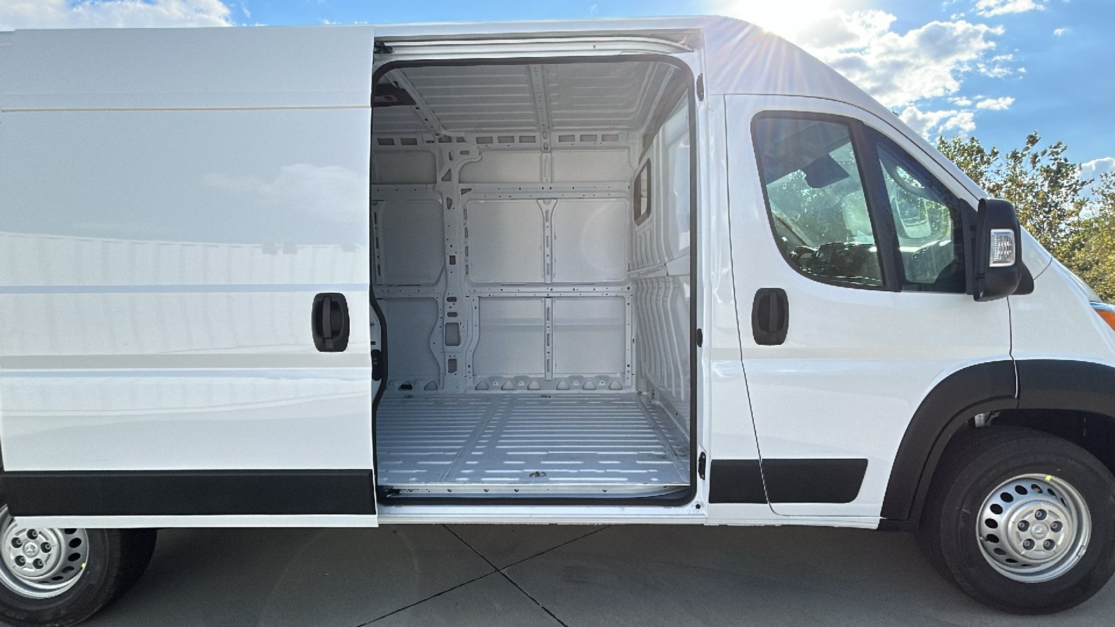2026 Ram ProMaster 2500 photo 11