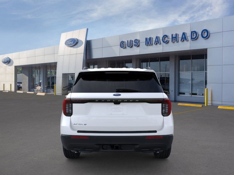 2025 Ford Explorer photo 5