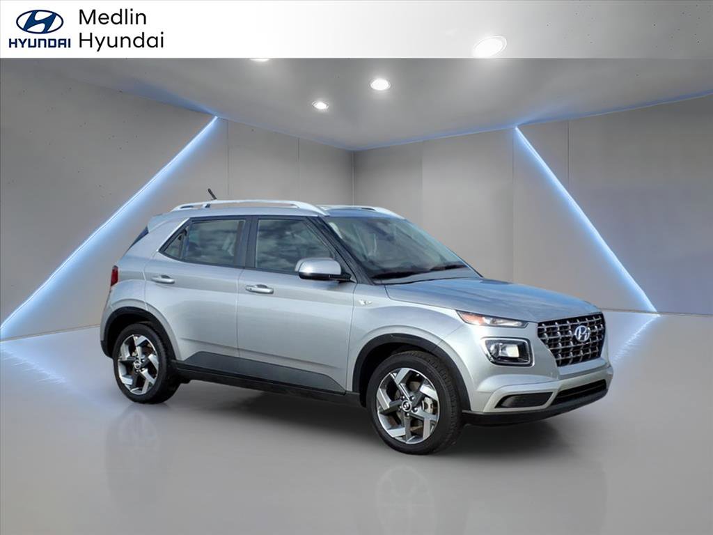 2024 Hyundai Venue SEL's photo