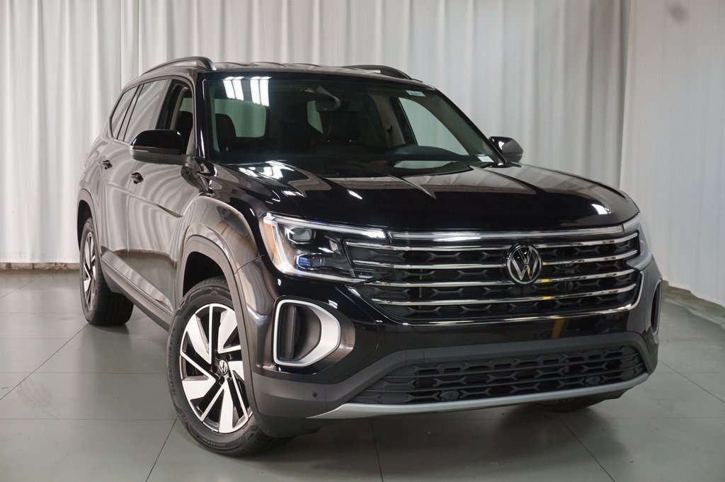 2025 Volkswagen Atlas SE Technology photo 4