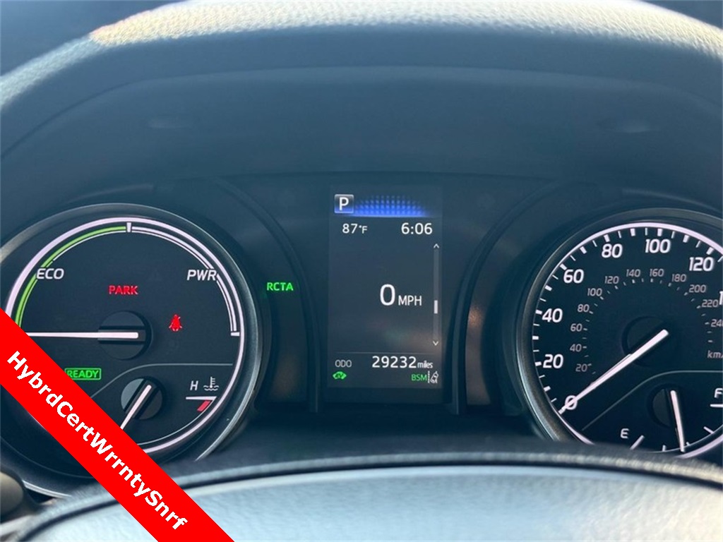 2024 Toyota Camry Hybrid SE photo 21