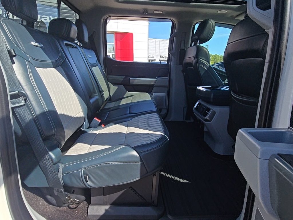 2022 Ford F-150 Limited photo 32