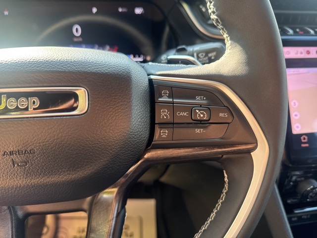 2025 Jeep Grand Cherokee Limited photo 22