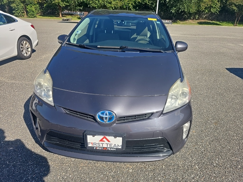 2012 Toyota Prius photo 2