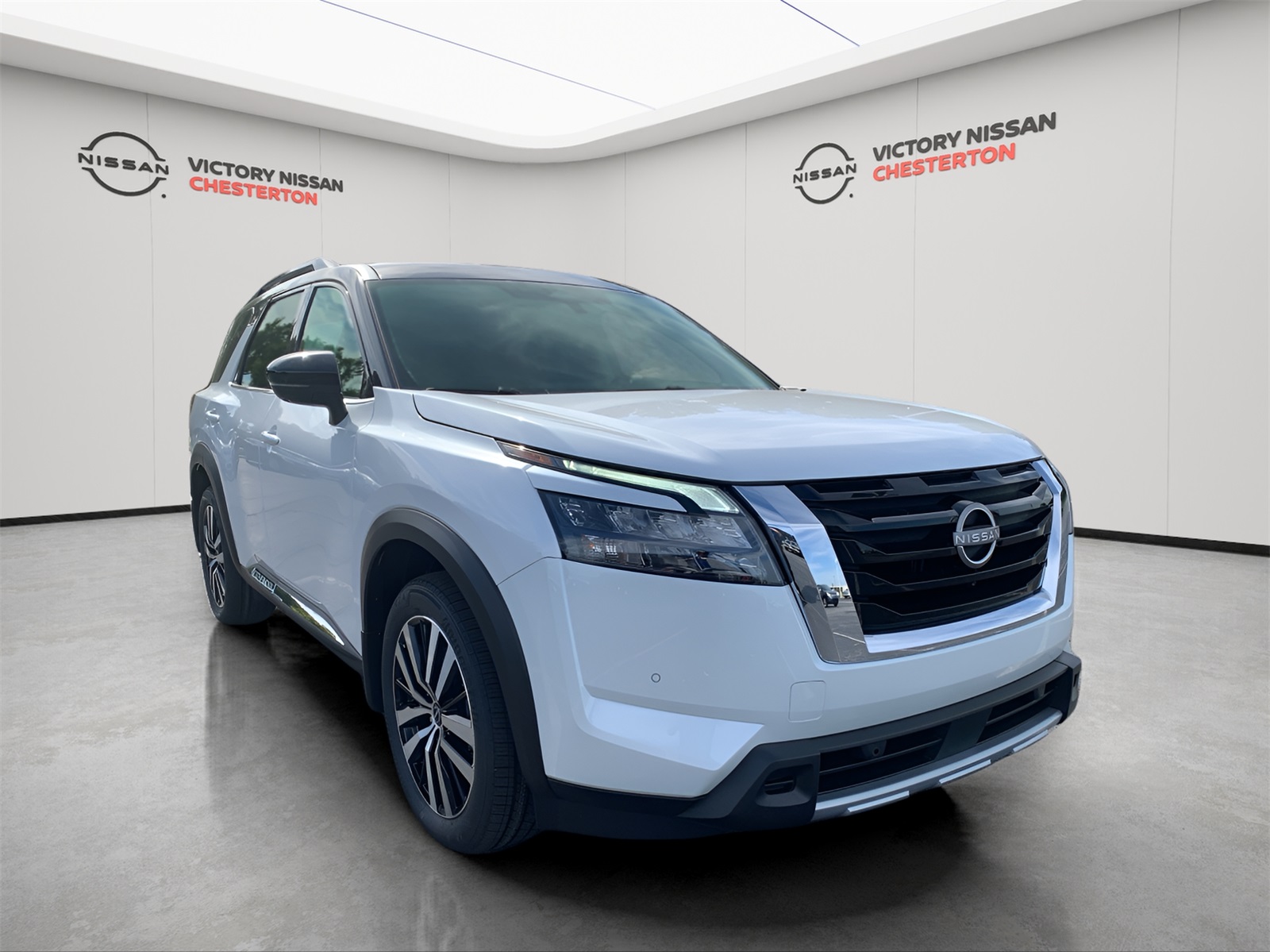 2025 Nissan Pathfinder Platinum photo 7
