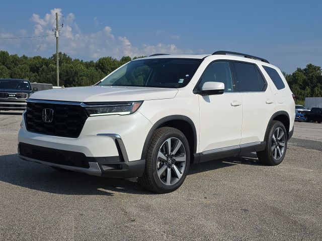 2025 Honda Pilot Touring's photo