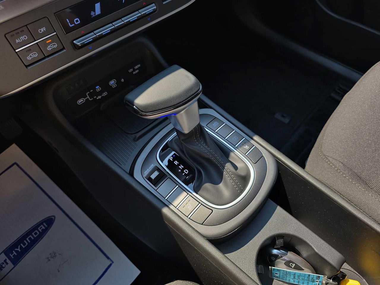 2026 Hyundai Kona SEL photo 12
