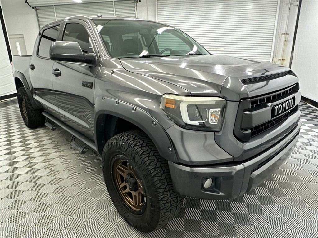 2014 Toyota Tundra Platinum CrewMax photo 7
