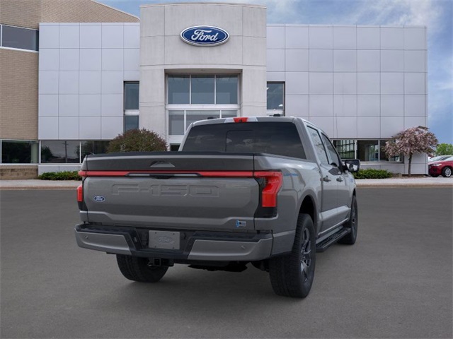 2025 Ford F-150 Lightning Lariat photo 6