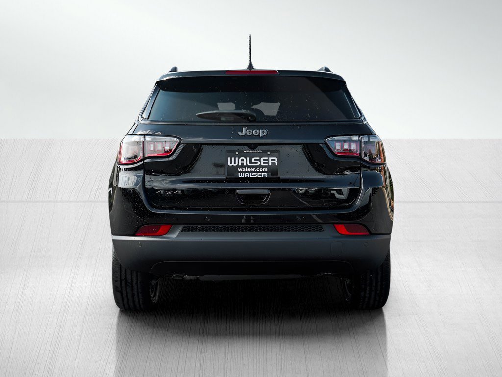 2025 Jeep Compass Limited photo 4