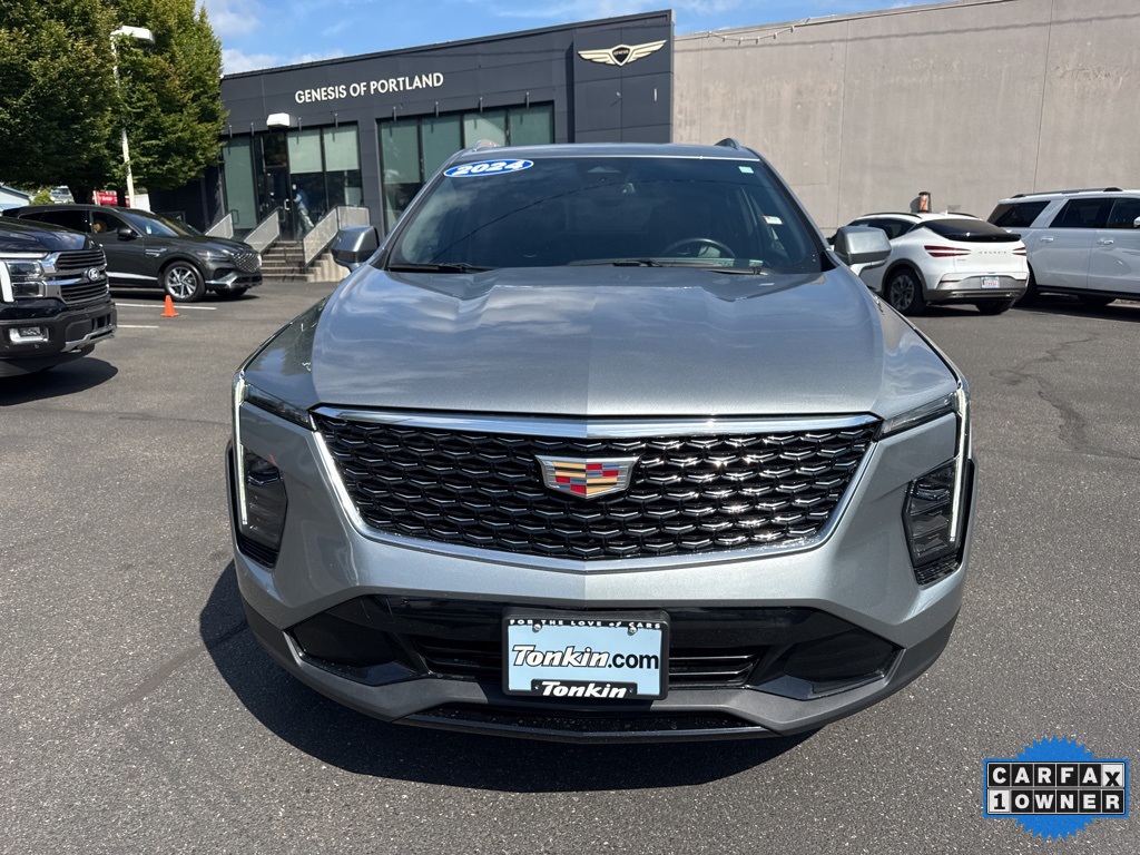 2024 Cadillac XT4 Premium Luxury photo 2