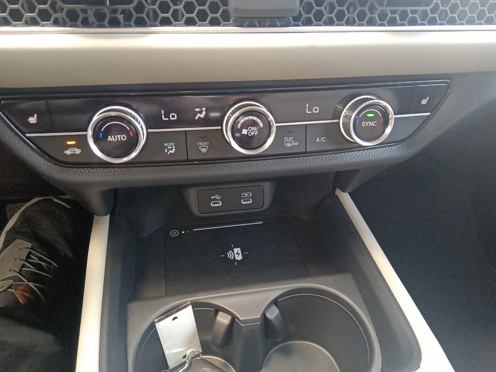 2026 Honda HR-V EX-L photo 17