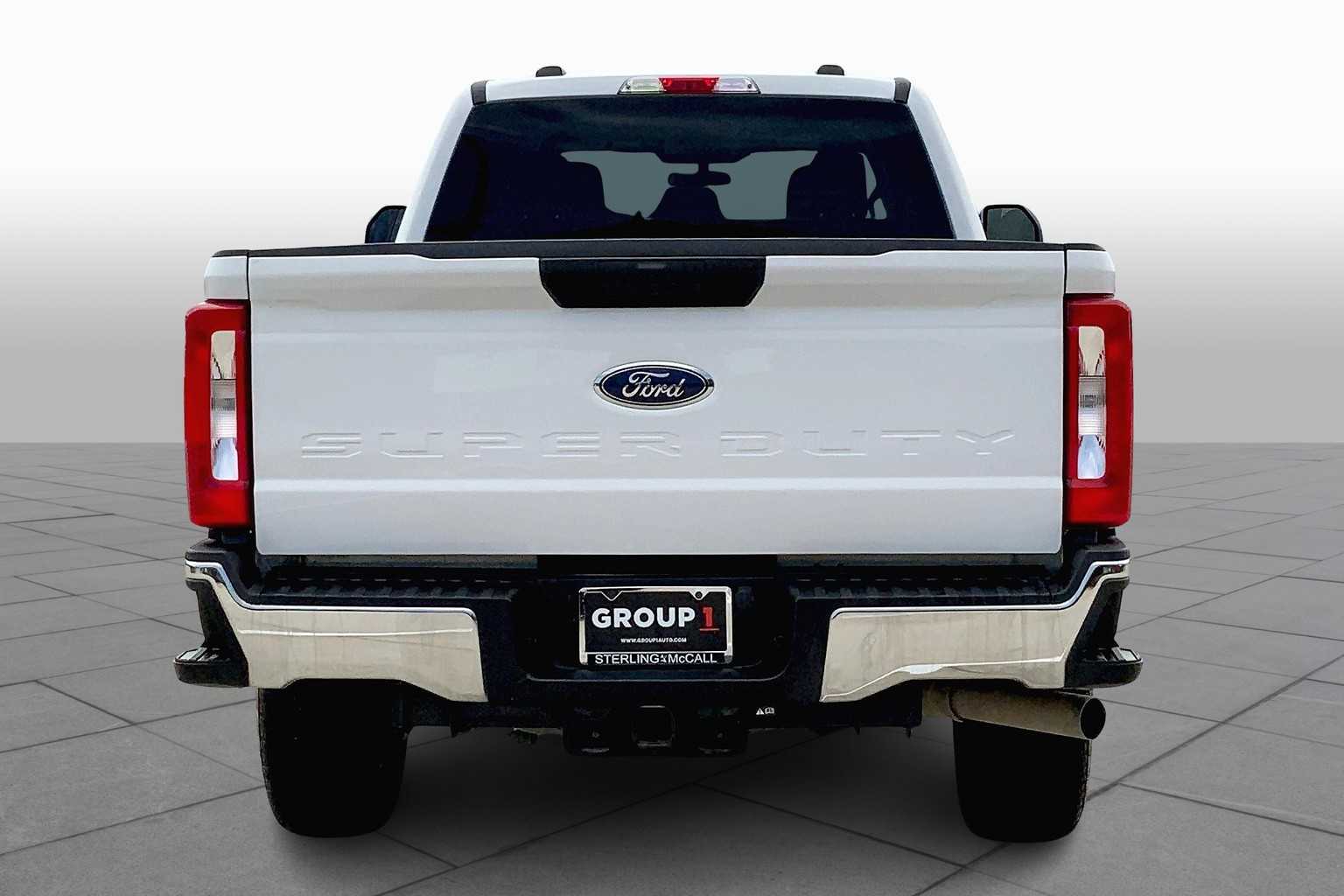 2024 Ford F-250 XLT photo 4