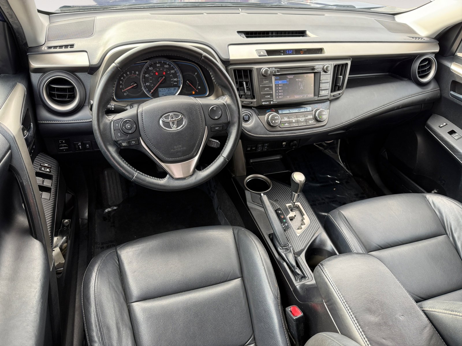 2015 Toyota RAV4 Limited photo 15