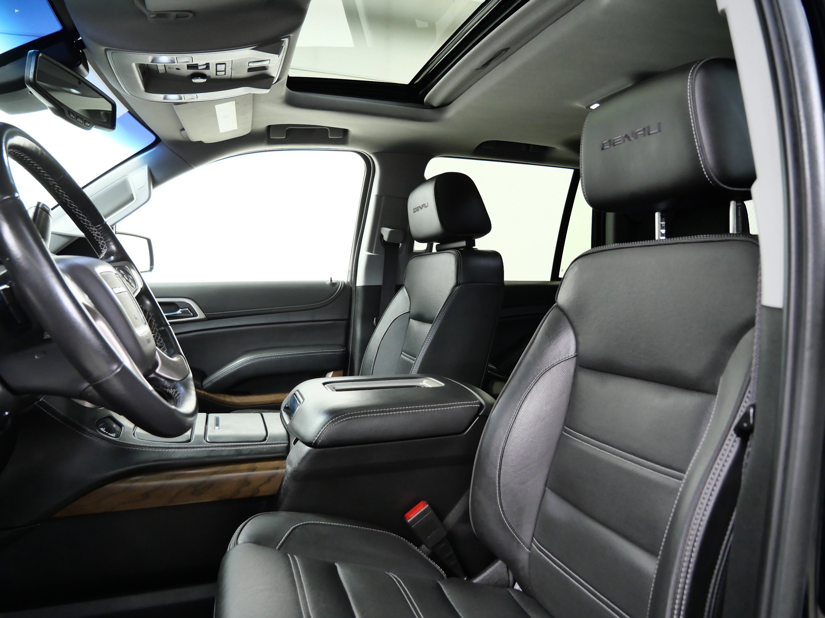 2020 Gmc Yukon Denali photo 14