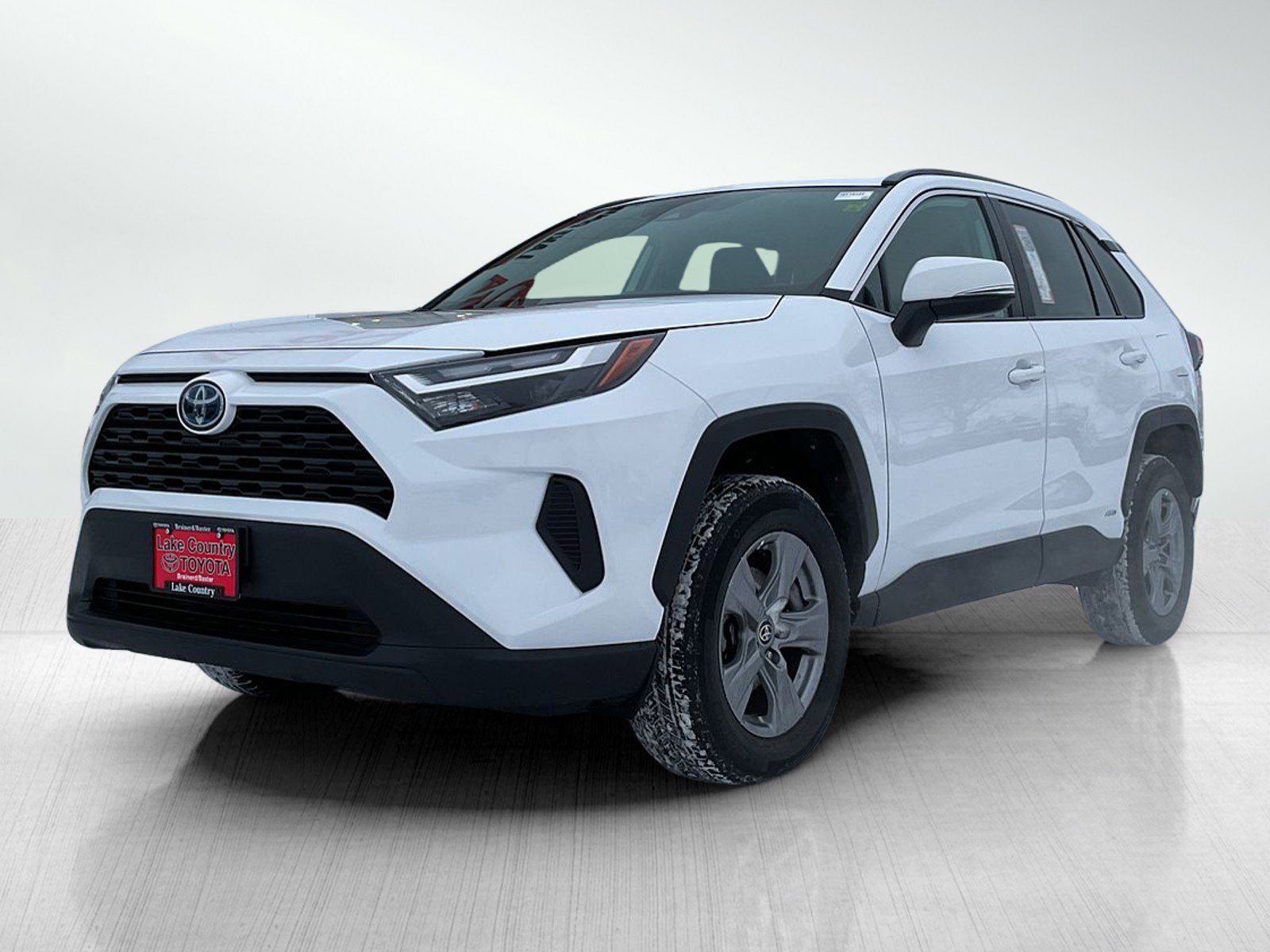 2022 Toyota RAV4 XLE's photo
