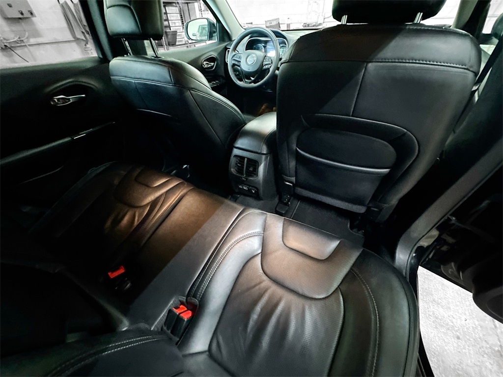 2023 Jeep Cherokee Altitude photo 23