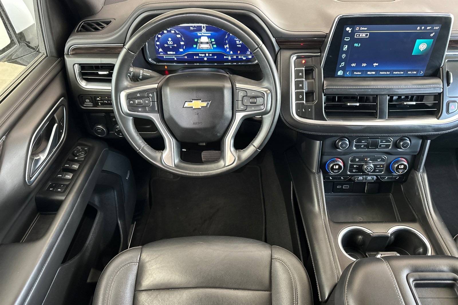 2023 Chevrolet Tahoe LT photo 14