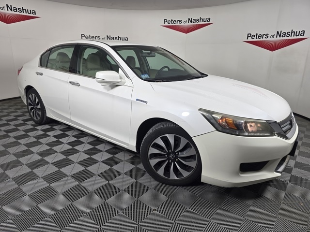 2014 Honda Accord Hybrid's photo