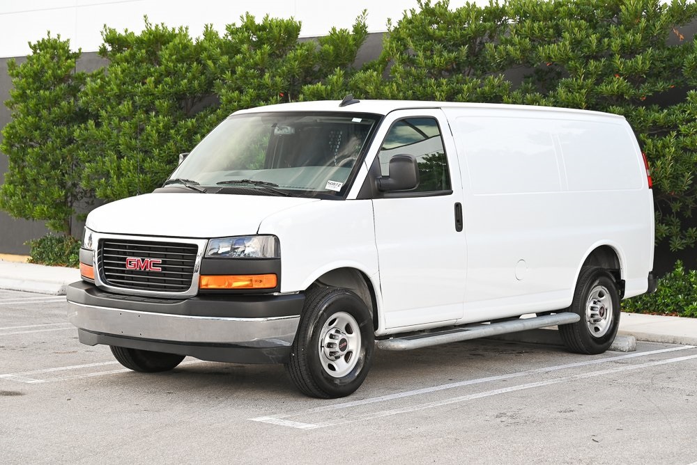 2024 GMC Savana Cargo Work Van's photo