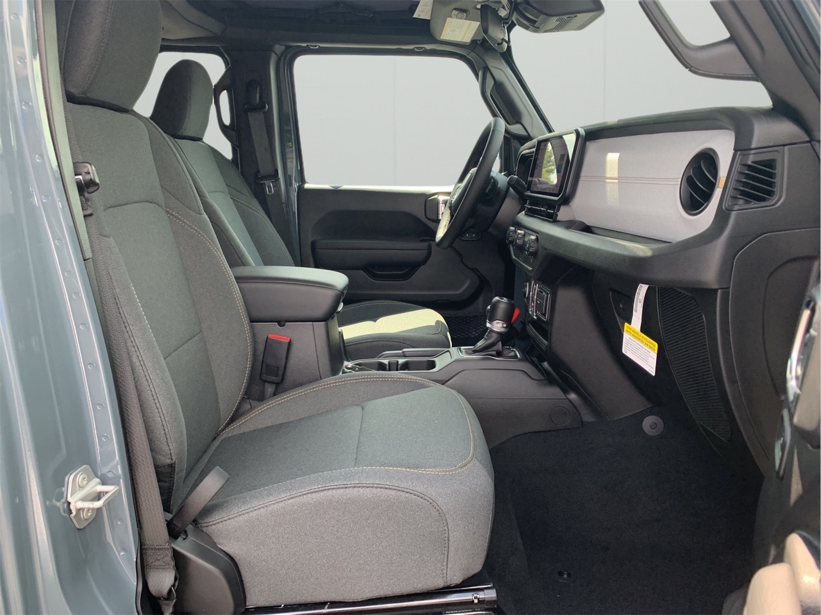 2025 Jeep Wrangler Sport S photo 27