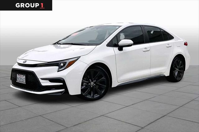 2024 Toyota Corolla SE's photo