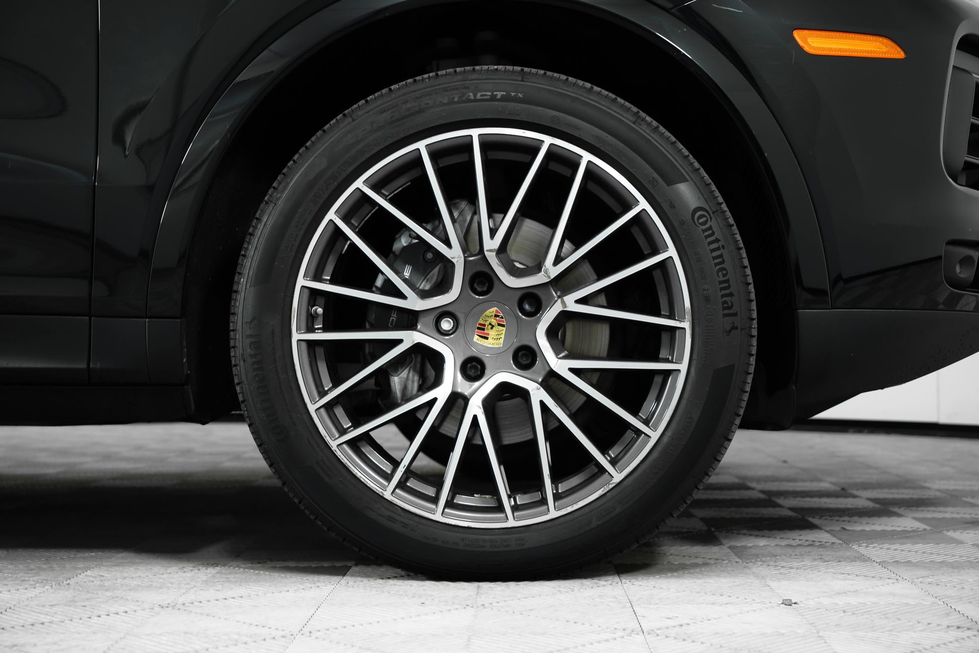 2020 Porsche Cayenne Base photo 9