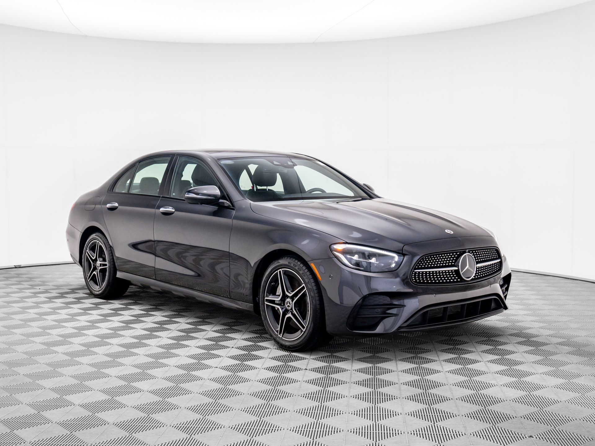 2022 Mercedes Benz E 450 4MATIC photo 7