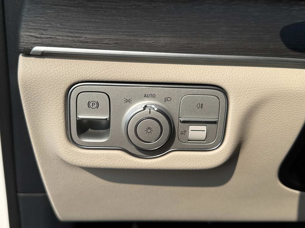 2026 Mercedes Benz GLE 450 4MATIC photo 28