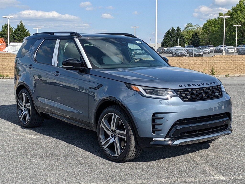 New 2023 Land Rover Discovery S RDynamic SUV in Clarksville 26044
