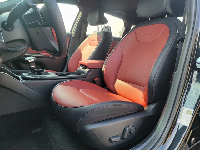 2025 Kia K4 GT-Line photo 11