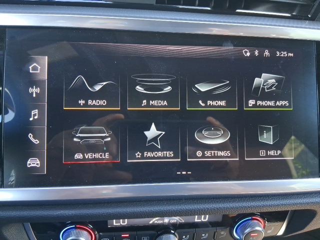2024 Audi Q3 S line Premium photo 12
