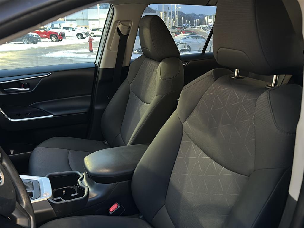 Used 2025 Toyota RAV4 XLE with VIN 2T3P1RFV1SW501707 for sale in Winona, Minnesota