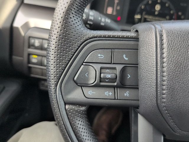 2025 Toyota Tacoma SR5 photo 6