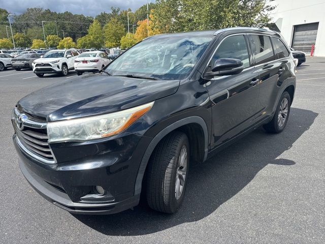 2015 Toyota Highlander XLE photo 2