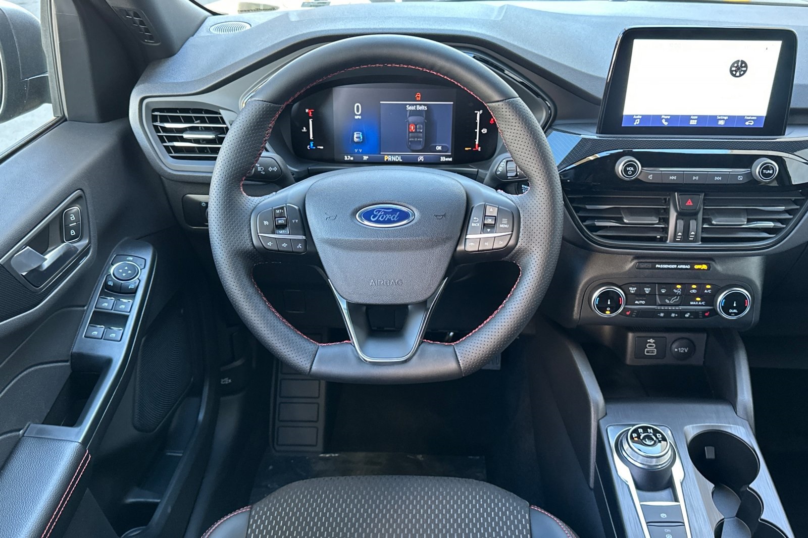 2025 Ford Escape ST-Line photo 13