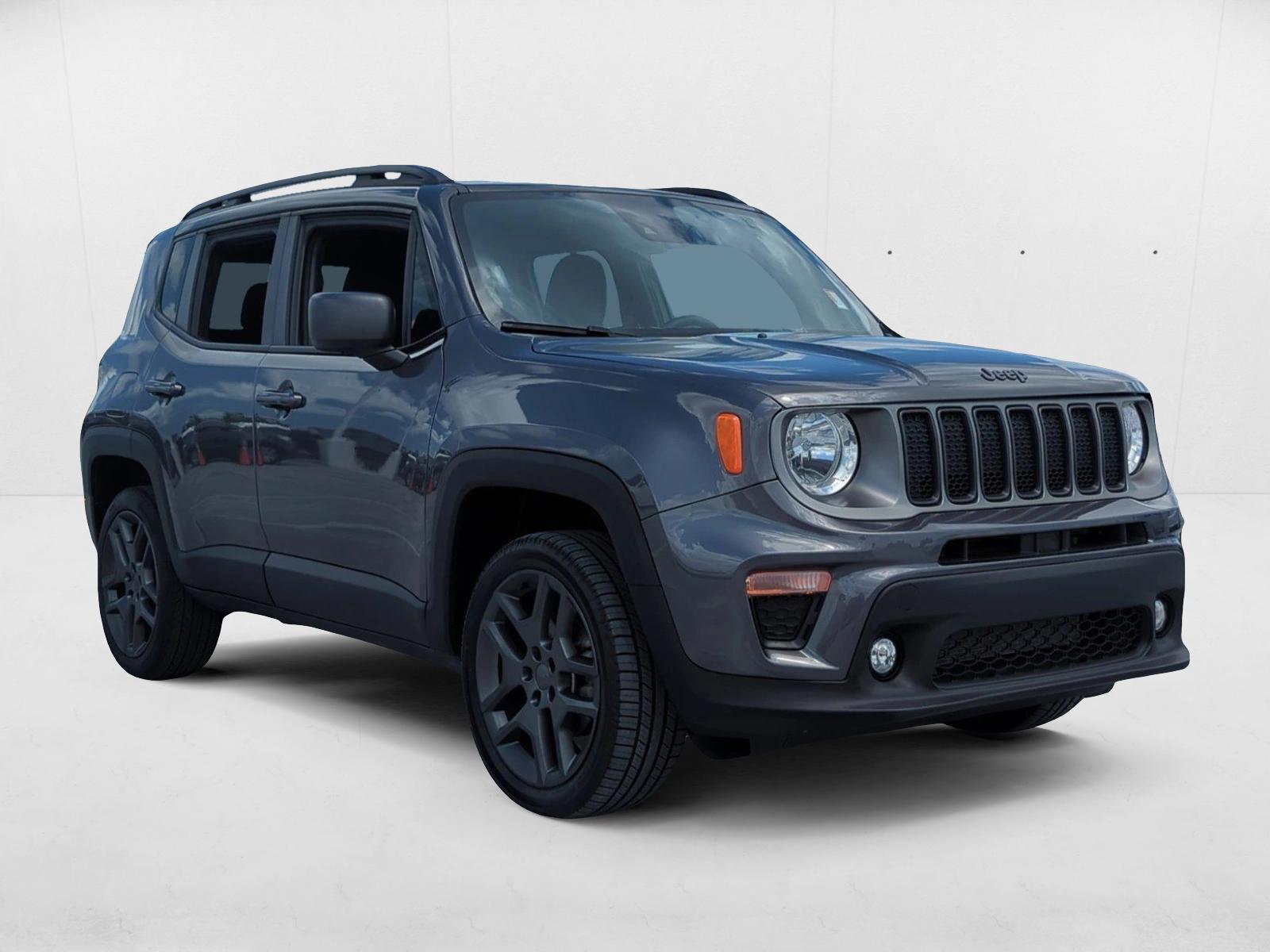 2021 Jeep Renegade Latitude photo 3