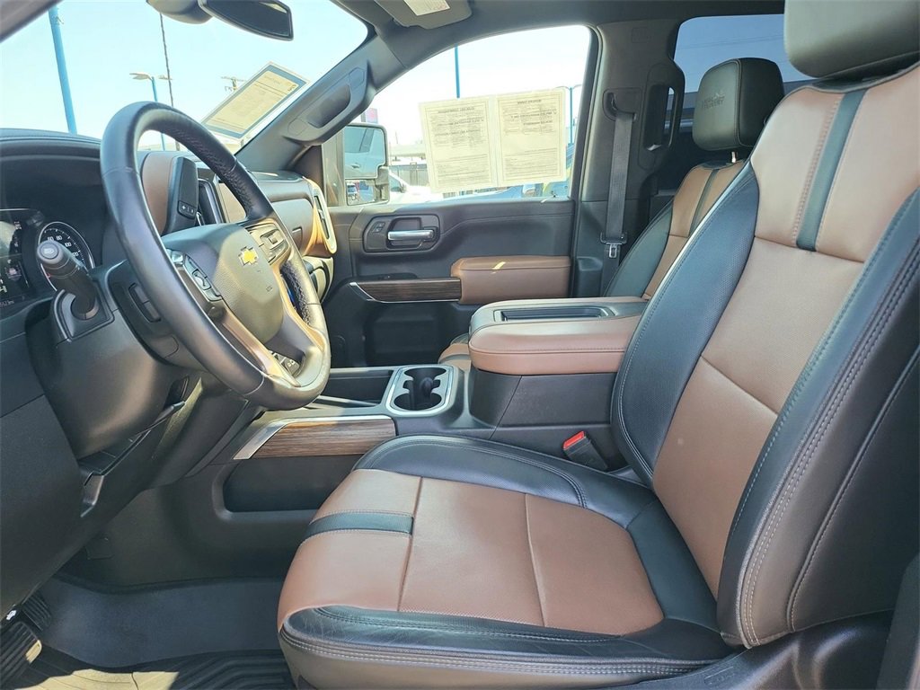 2022 Chevrolet Silverado 2500HD High Country photo 12