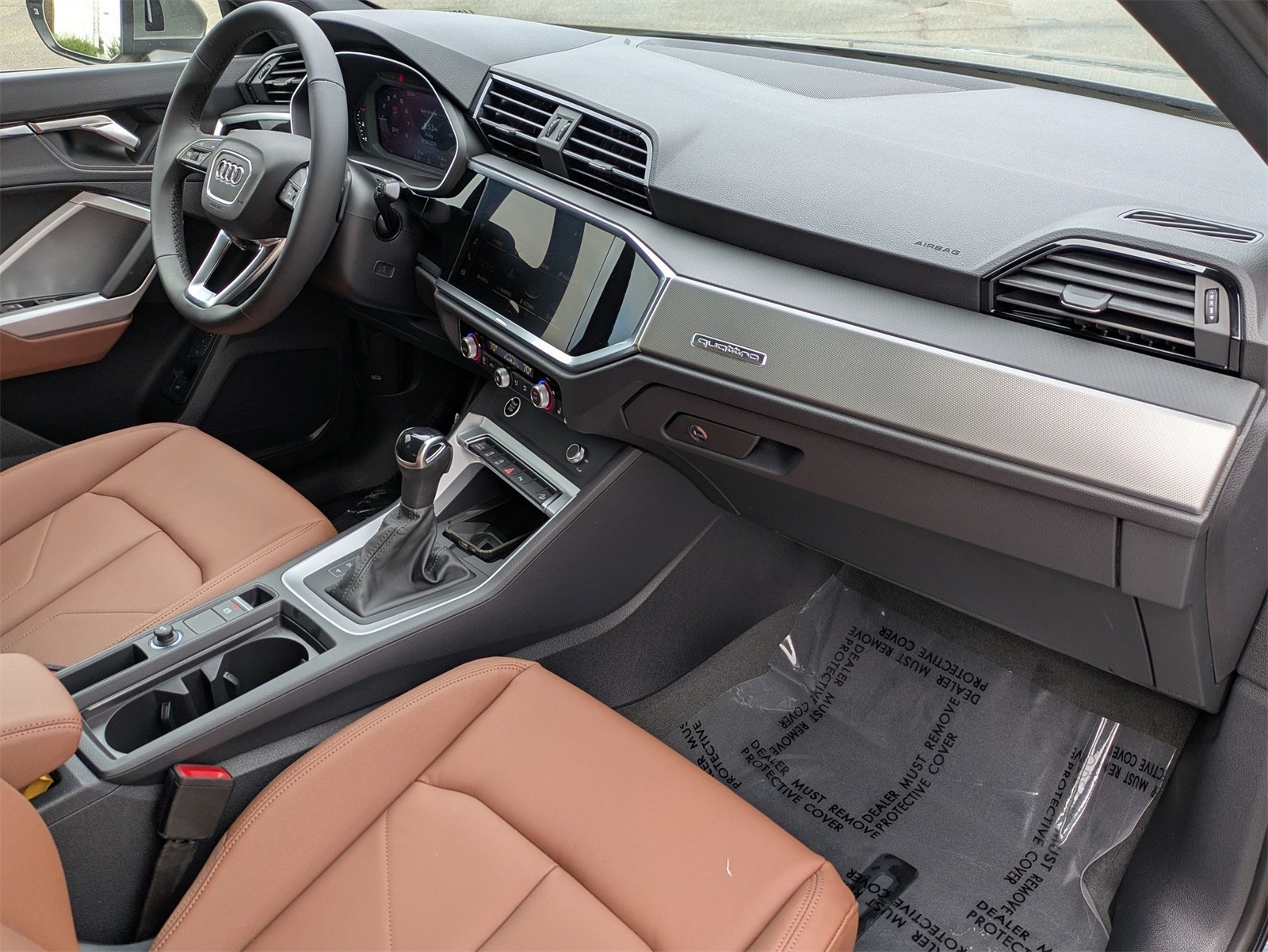 2025 Audi Q3 S line Premium photo 6