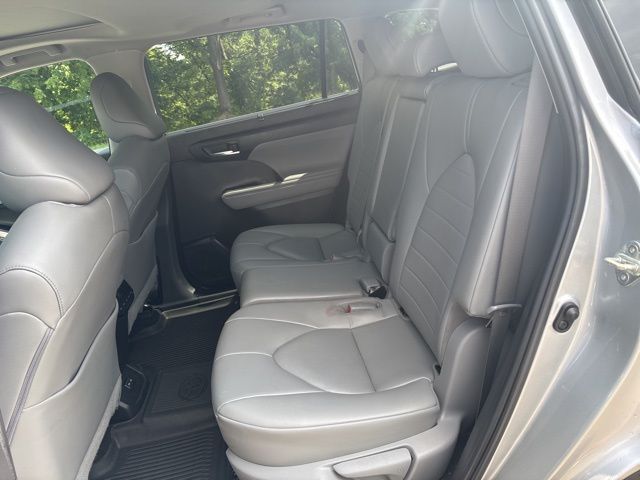 2023 Toyota Highlander Limited Platinum XLE XSE photo 24