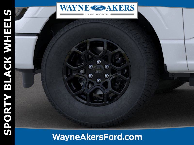 2025 Ford F-150 XLT photo 18